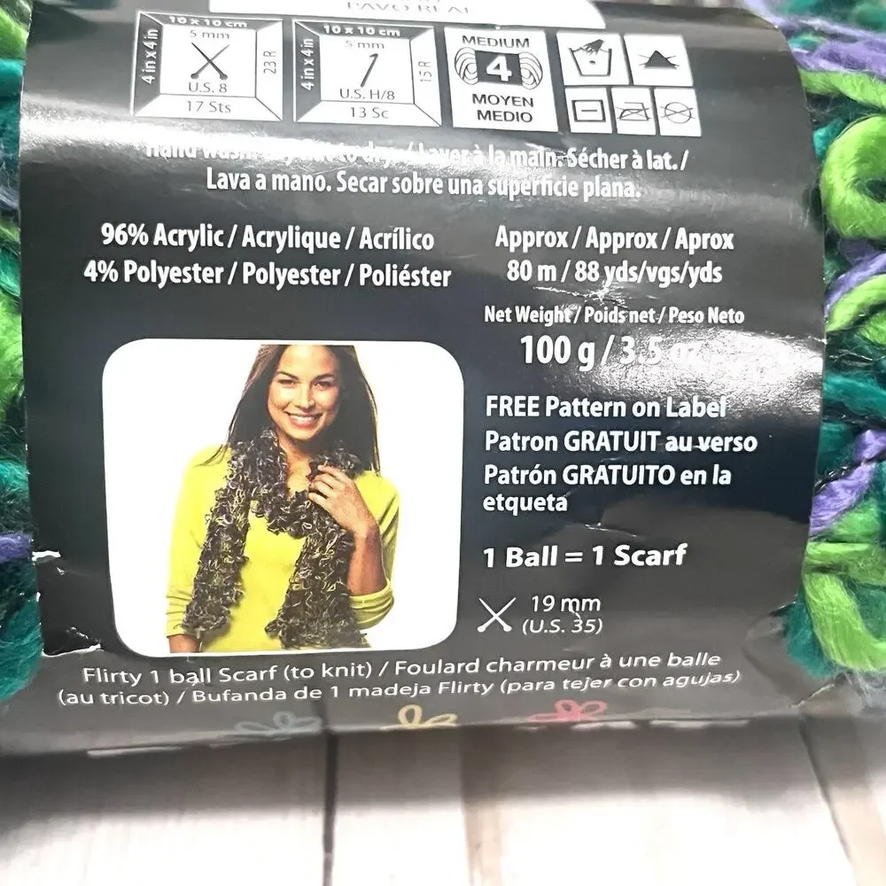 Bernat Fleurettes Yarn Loopy Scarf Knit Pattern 3.5 oz Lot of 4 Skeins